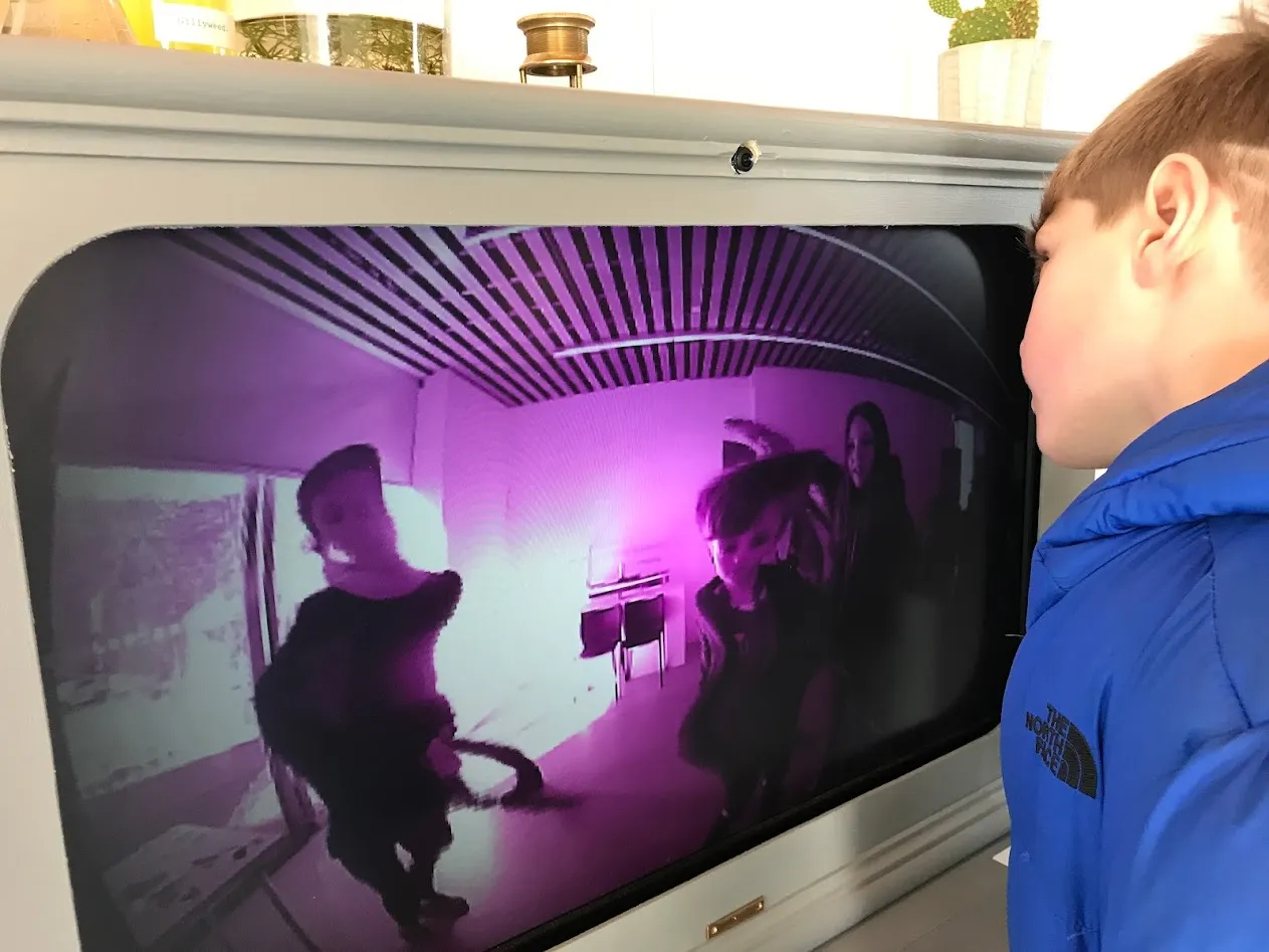 Boy looking intro screen